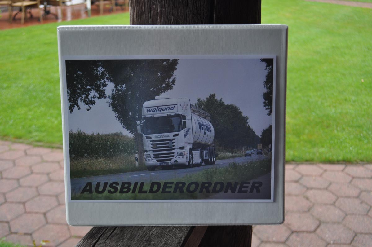 Ausbildungsordner der Firma Weigand-Transporte Ausbildungsordner der Firma Weigand-Transporte